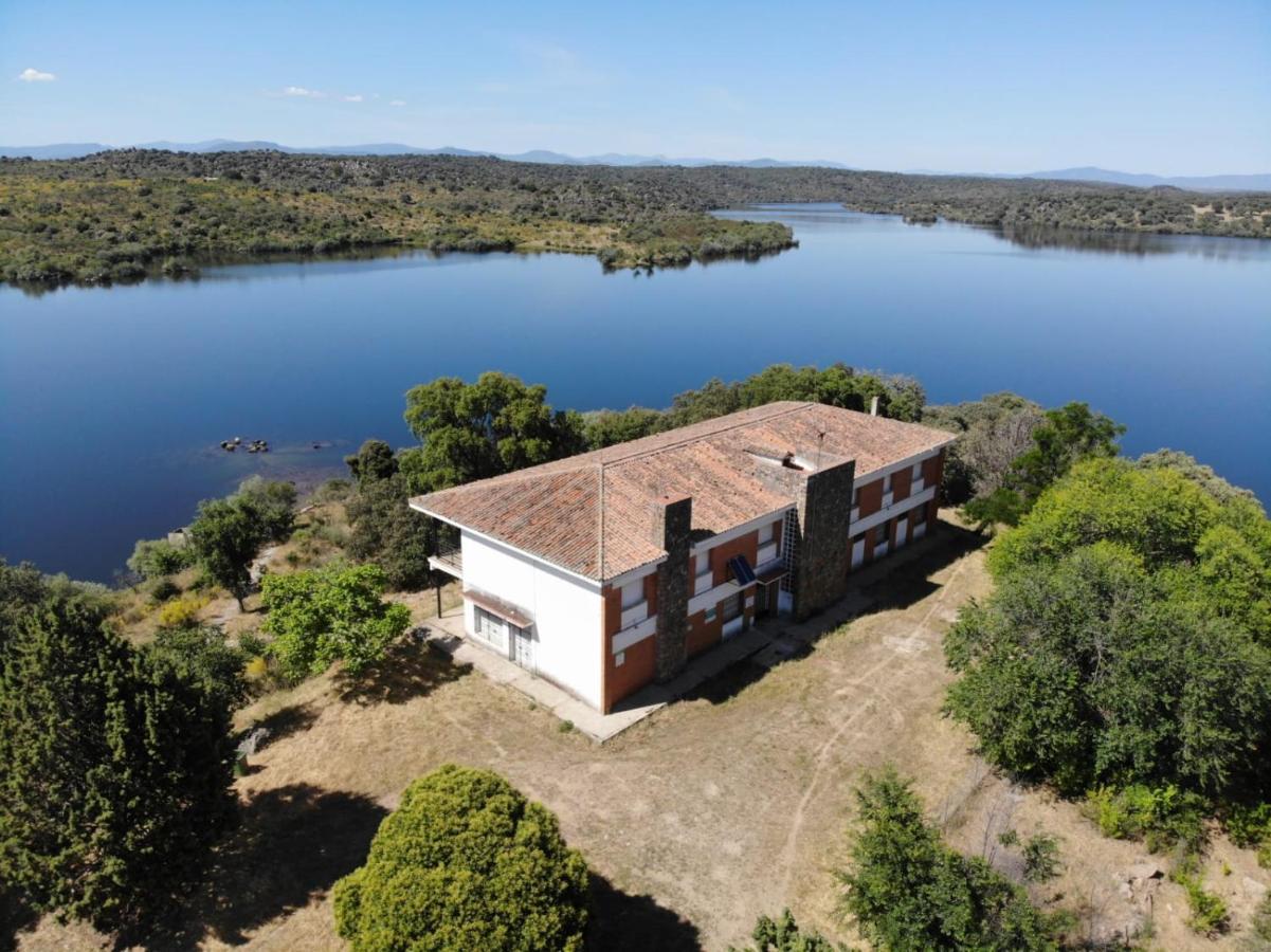 Albergue Alagon Natura Valdeobispo Kültér fotó
